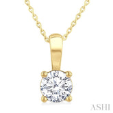 3/4 Ctw Prong Set Round Cut Diamond Solitaire Pendant With Chain in 14K Yellow Gold