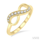 1/6 Ctw Round Cut Diamond Infinity Petite Ring in 14K Yellow Gold