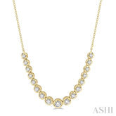 1 Ctw Round Cut Diamond Illusion Necklace in 14K Yellow Gold