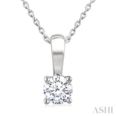 1/2 Ctw Prong Set Round Cut Diamond Solitaire Pendant With Chain in 14K White Gold
