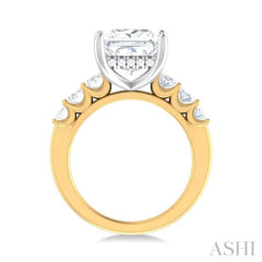 1 1/4 Ctw Princess Shape Oval and Round Cut Diamond Semi Mount Engagement Ring in 14K Yellow and White Gold