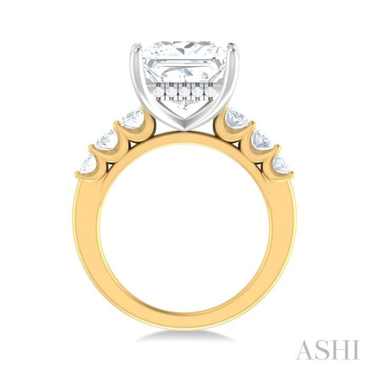 1 1/4 Ctw Princess Shape Oval and Round Cut Diamond Semi Mount Engagement Ring in 14K Yellow and White Gold