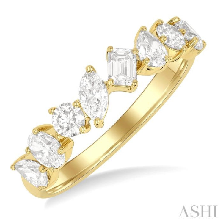 1 1/10 Ctw Mixed Shape Diamond Fashion Ring in 14K Yellow Gold
