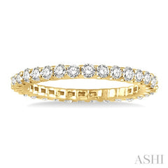 1 1/10 Ctw Round Cut Diamond Eternity Band in 14K Yellow Gold