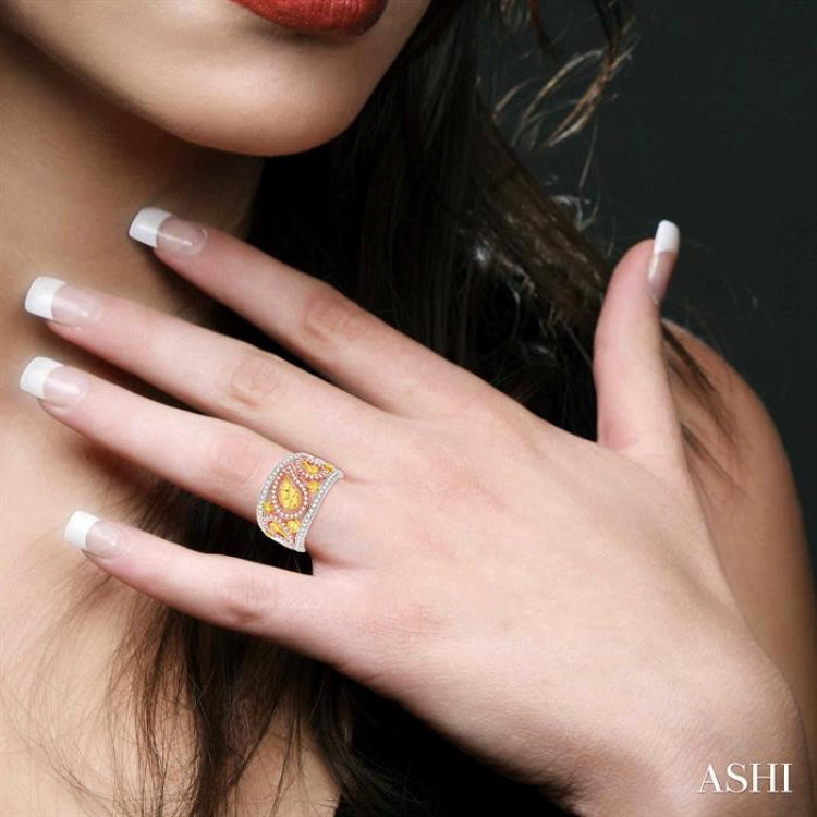 7/8 ctw Round Cut Yellow and White Diamond Fashion Ring in 14K Tri Color Gold