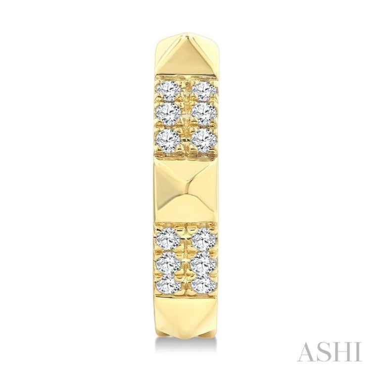 .25CTRDDM PYRAMID HUGGIE ER YG 10K-G*