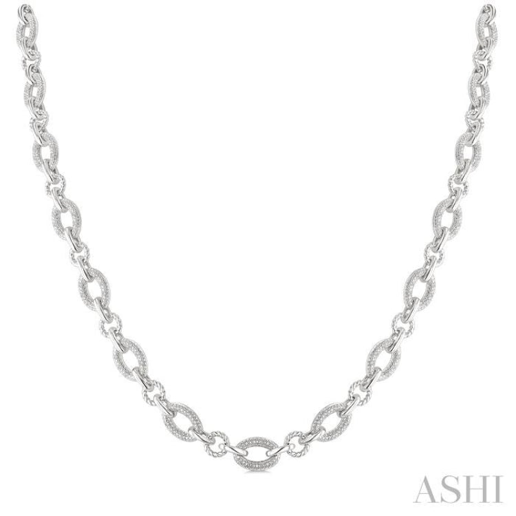 1/4 Ctw Round Cut Diamond Bold Oval Shape Rope Link Necklace in Sterling Silver