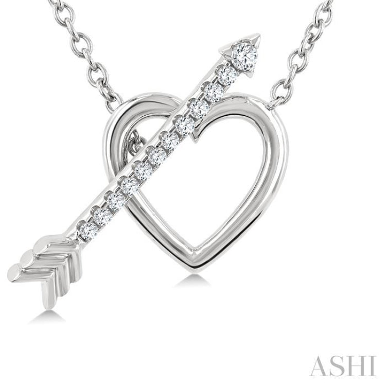 .12CTRDDM HEART TOGGLE NK WG 10K-G*