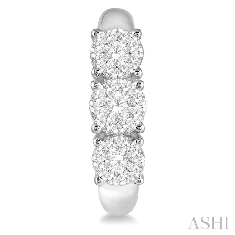 1/2 Ctw Lovebright Round Cut Diamond Earrings in 14K White Gold