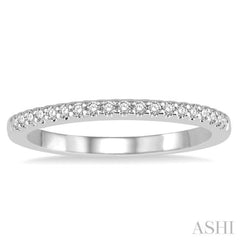 1/4 Ctw Round Cut Diamond Wedding Band in 14K White Gold