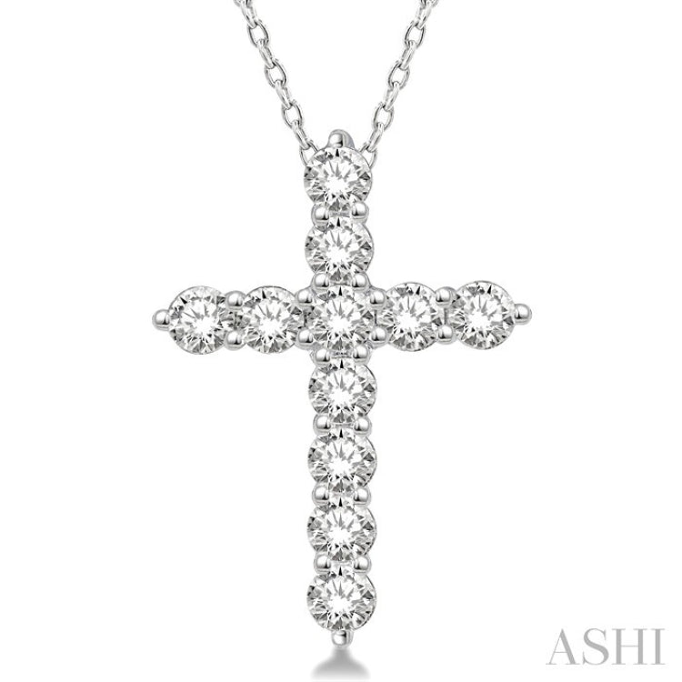 3/4 Ctw Round Cut Diamond Cross Pendant in 14K White Gold with Chain