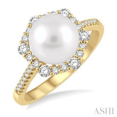 8 MM Cultured Pearl and 1/3 Ctw Hexagon Shape Round Cut Diamond Ring in 14K Yellow Gold