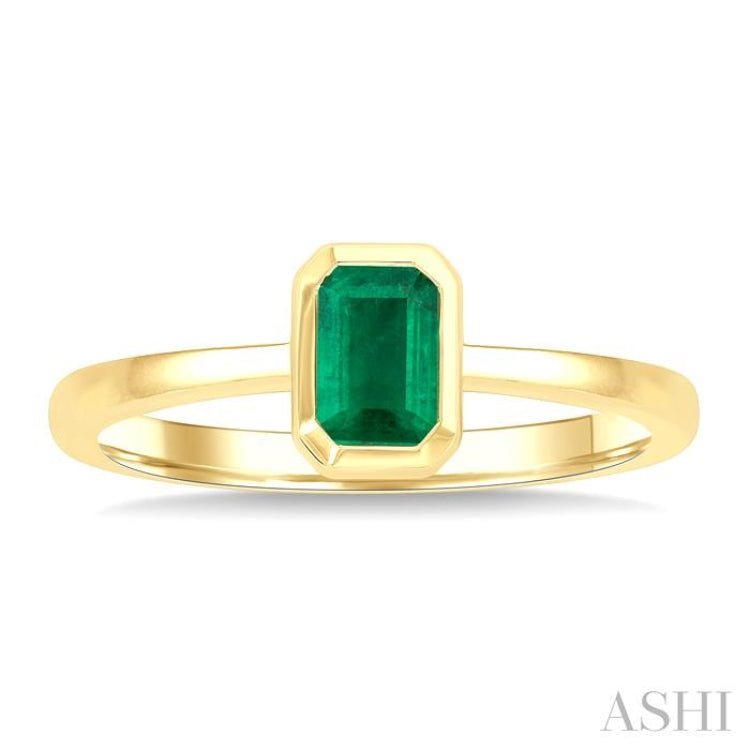 6X4 MM Octagon Shape Emerald Precious Solitaire Ring in 14K Yellow Gold