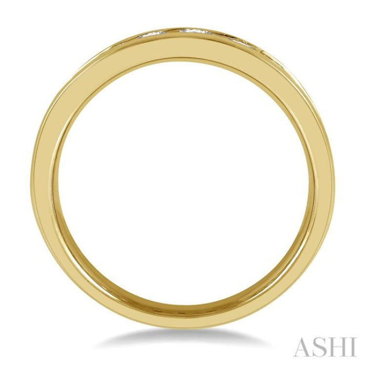 1 Ctw Channel Set 11 Stone Round Cut Diamond Wedding Band in 14K Yellow Gold