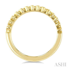 1/10 Ctw Heart Shape Bead Round Cut Diamond Fashion Petite Band in 10K Yellow Gold