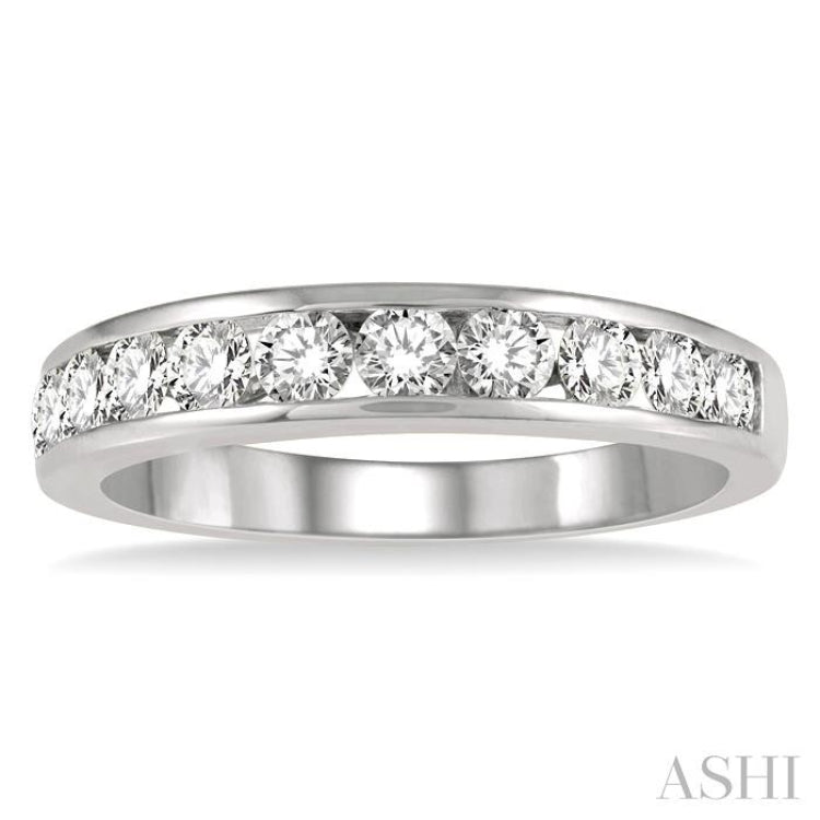 3/4 Ctw Channel Set 11 Stone Round Cut Diamond Wedding Band in 14K White Gold