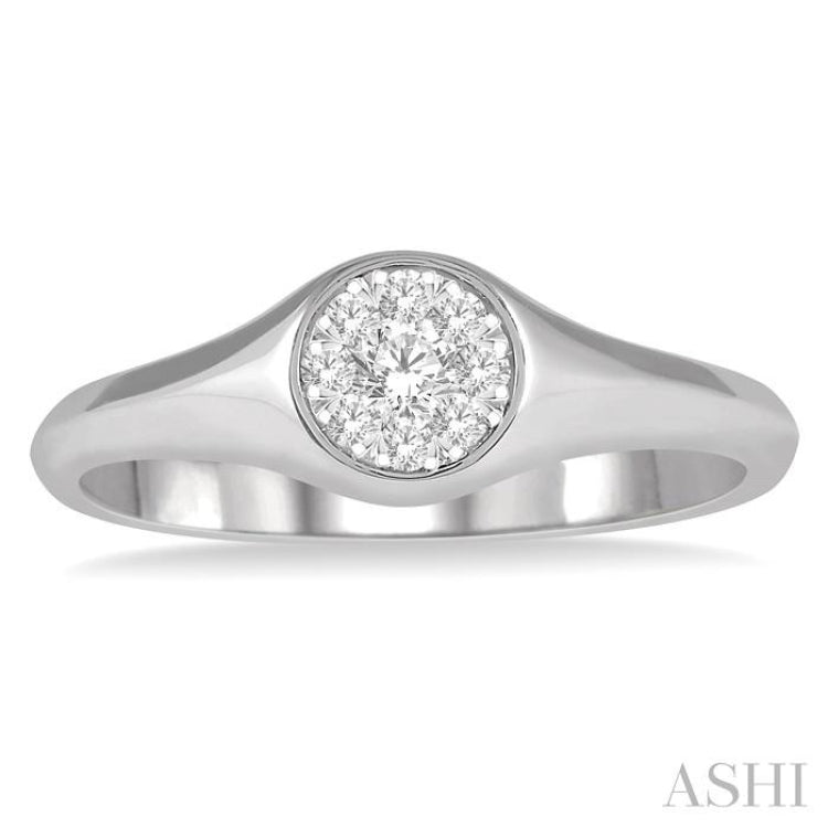 1/6 Ctw Round Shape Lovebright Diamond Ring in 14K White Gold
