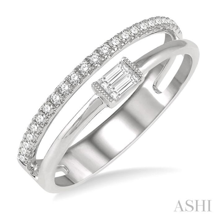 1/5 Ctw Double Row Baguette and Round Diamond Fashion Ring in 14K White Gold