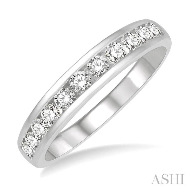 1/2 Ctw Channel Set 11 Stone Round Cut Diamond Wedding Band in 14K White Gold