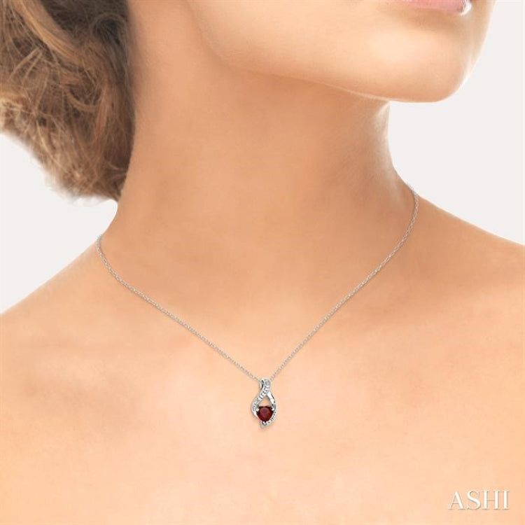 7X7 MM Heart Shape Garnet and 1/20 Ctw Round Cut Diamond Pendant in Sterling Silver with Chain