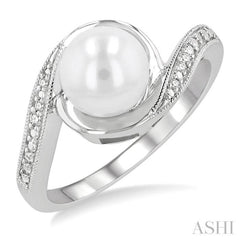 7X7 MM Round Shape Cultured Pearl and 1/50 Ctw Bypass Round Cut Diamond Ring in Sterling Silver