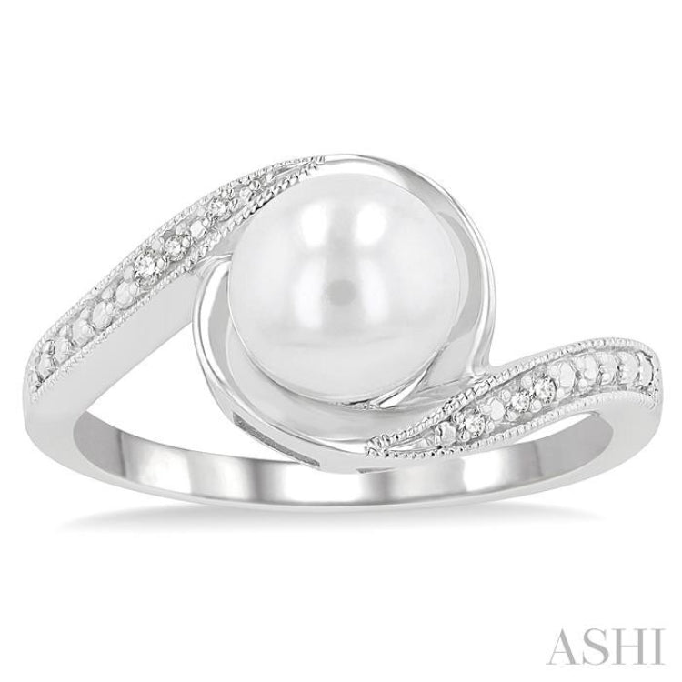 7X7 MM Round Shape Cultured Pearl and 1/50 Ctw Bypass Round Cut Diamond Ring in Sterling Silver