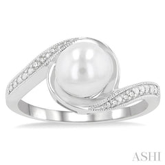 7X7 MM Round Shape Cultured Pearl and 1/50 Ctw Bypass Round Cut Diamond Ring in Sterling Silver