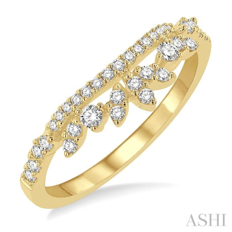 1/3 Ctw Alternating Marquise and Circular Mount Round Cut Diamond Curved Wedding Band in 14K Yellow Gold