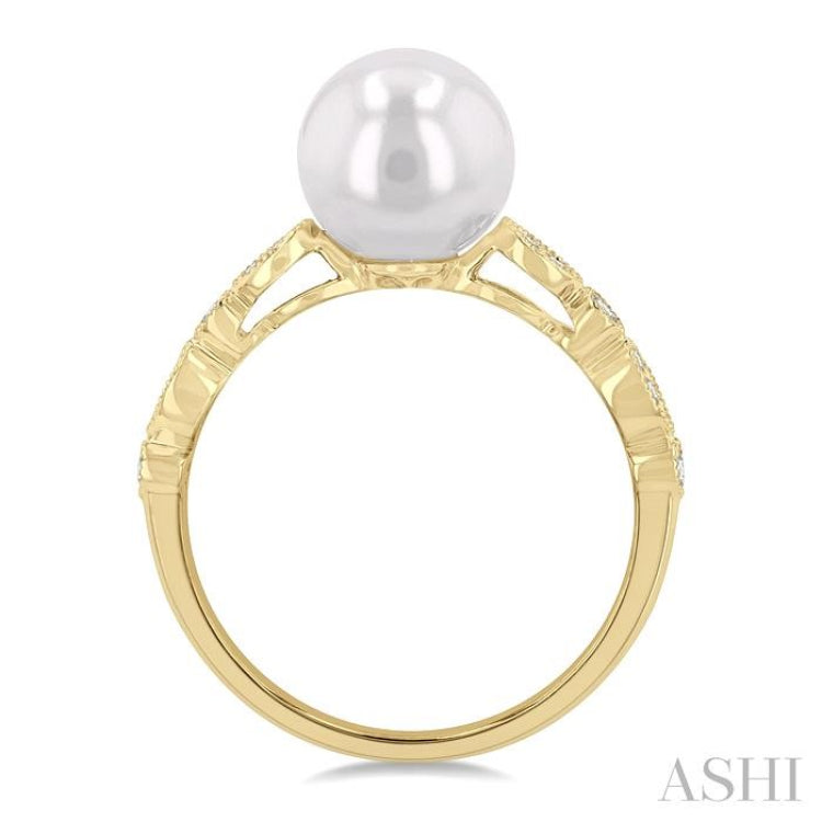 8 MM Cultured Pearl and 1/10 Ctw Round Cut Diamond Ring in 14K Yellow Gold