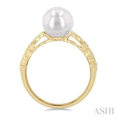 8 MM Cultured Pearl and 1/10 Ctw Round Cut Diamond Ring in 14K Yellow Gold