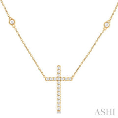 1/2 Ctw Cross Pendant Round Cut Diamond Fashion Station Necklace in 10K Yellow Gold
