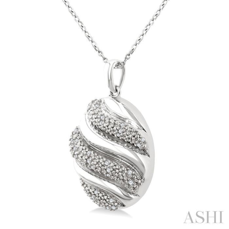 1/10 Ctw Bold Twisted Rib Round Cut Diamond Bold Fashion Pendant With Chain in Sterling Silver