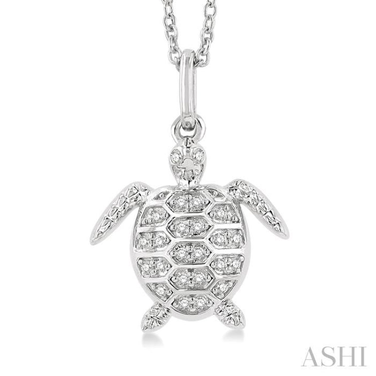 1/10 Ctw Petite Sea Life Turtle Round Cut Diamond Fashion Pendant With Chain in 10K White Gold