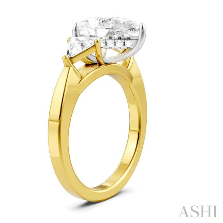 1/2 Ctw Pear Shape Trillion Cut & Round Cut Diamond Semi Mount Engagement Ring in 14K Yellow and White Gold