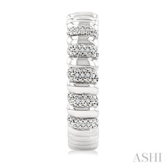 1/10 Ctw Bold Wide Ribbed Single Cut Diamond Fashion Earrings in Sterling Silver