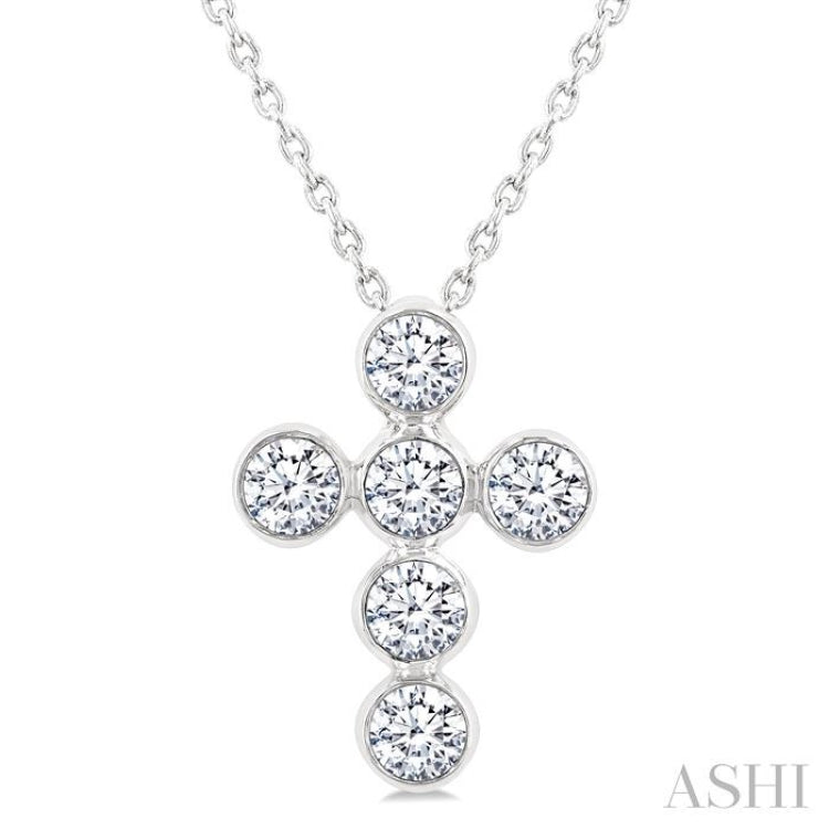 3/4 Ctw Round Cut Diamond 6-Stone Bezel Set Cross Pendant With Chain in 14K White Gold