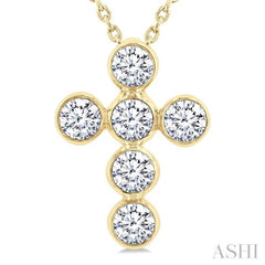 3/4 Ctw Round Cut Diamond 6-Stone Bezel Set Cross Pendant With Chain in 14K Yellow Gold