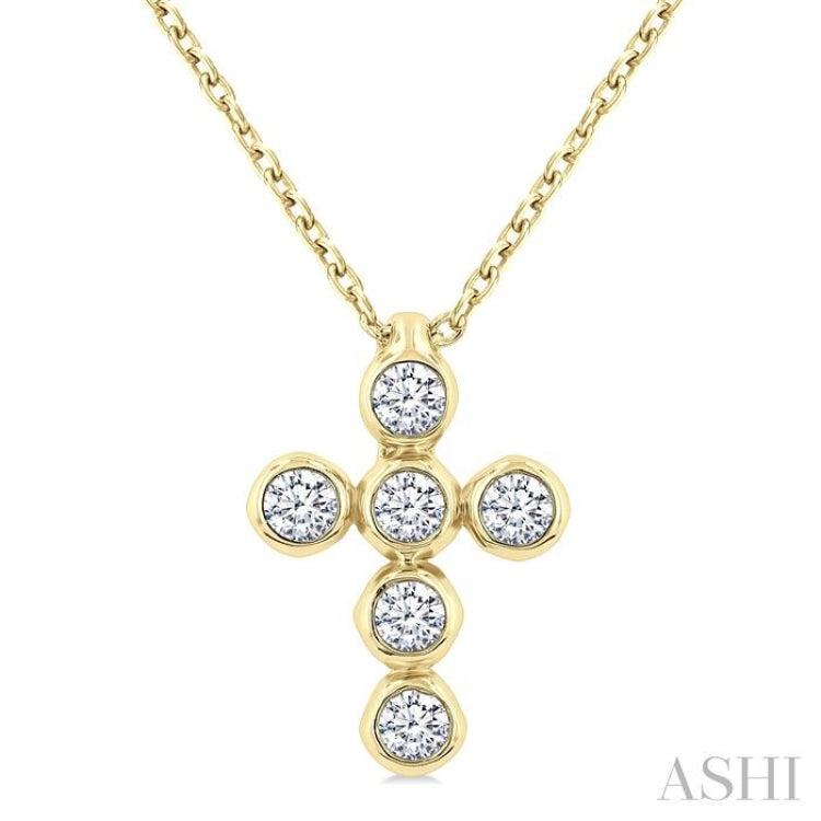 1/6 Ctw Round Cut Diamond 6-Stone Bezel Set Cross Pendant With Chain in 14K Yellow Gold