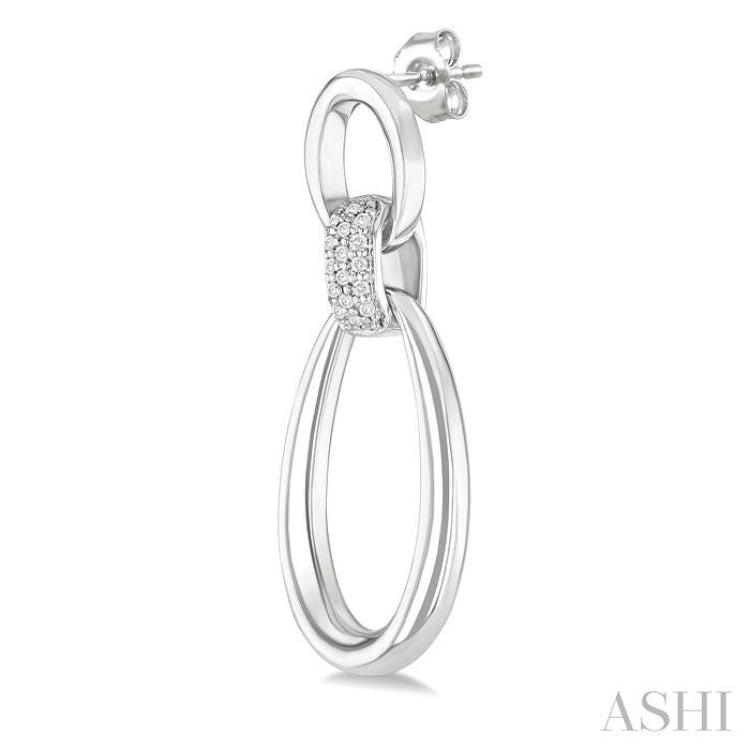 1/10 Ctw Oval Shape Link Single Cut Diamond Fashion Earrings in Sterling Silver